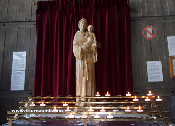 Votive candle shrine Dun Laoghaire church