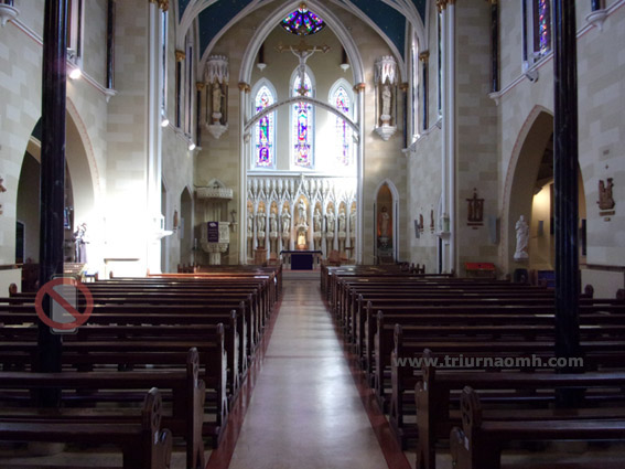 Central Nave of St John the Baptist church